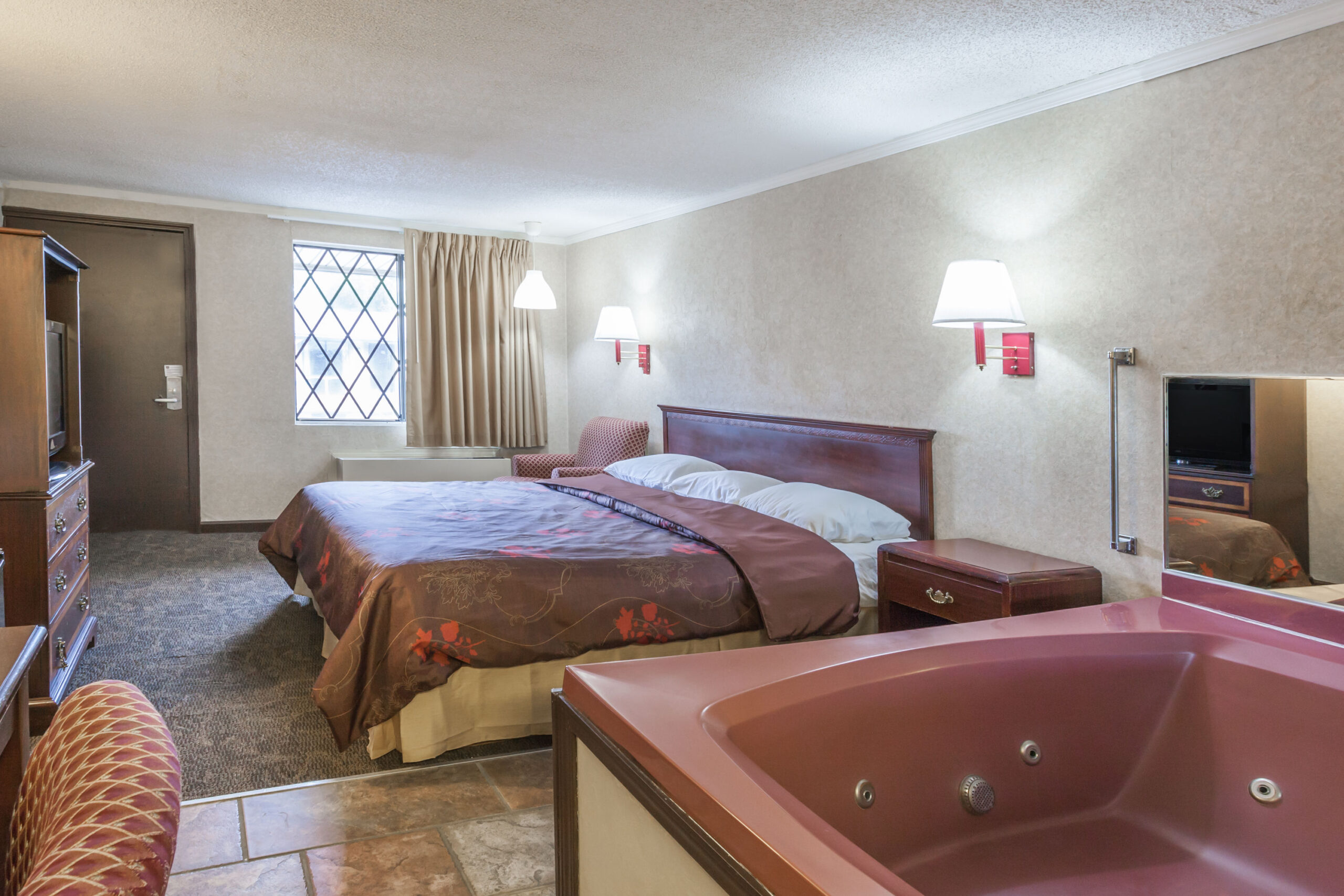 Hotel room with a double bed.