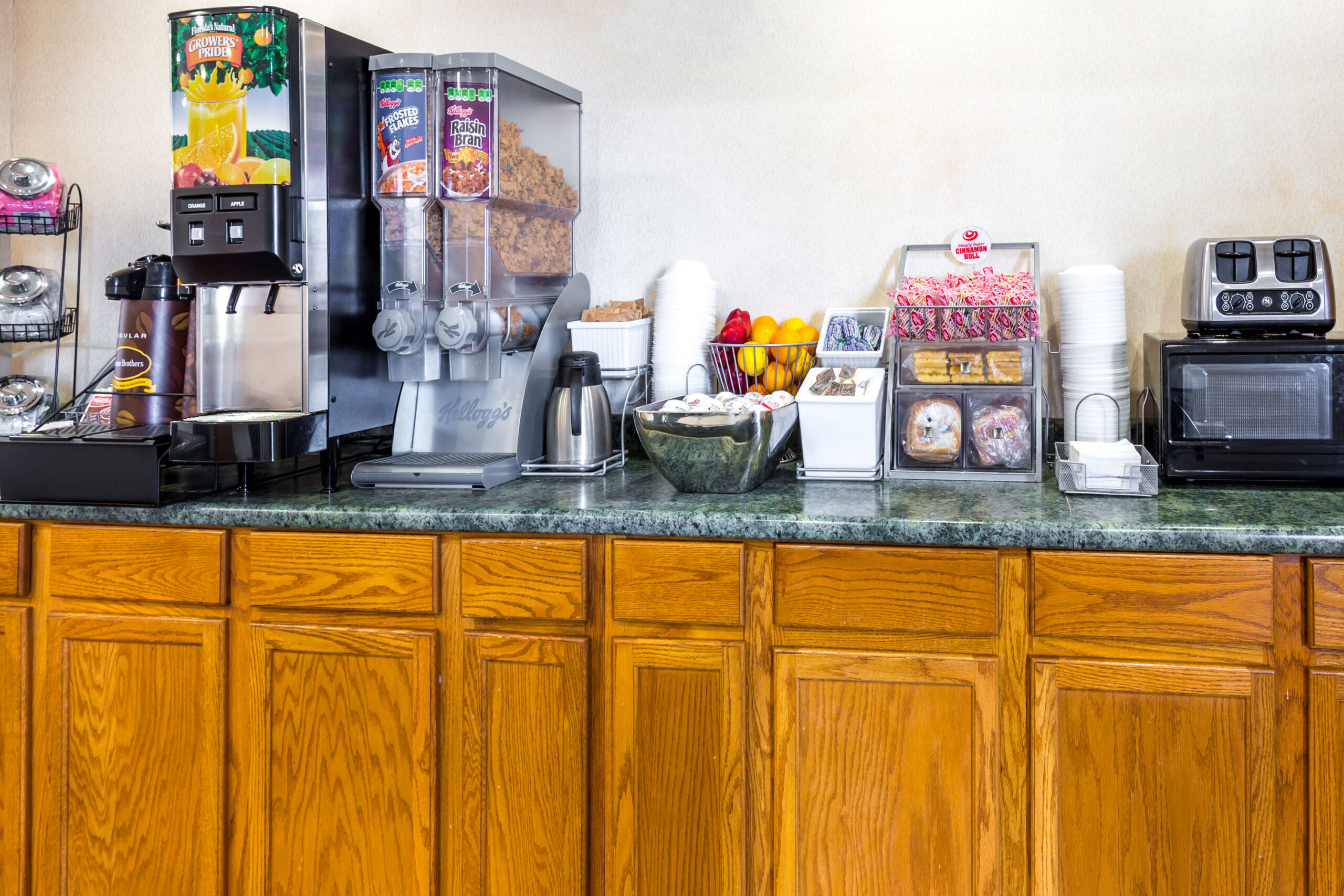 Hotel dining amenity area.