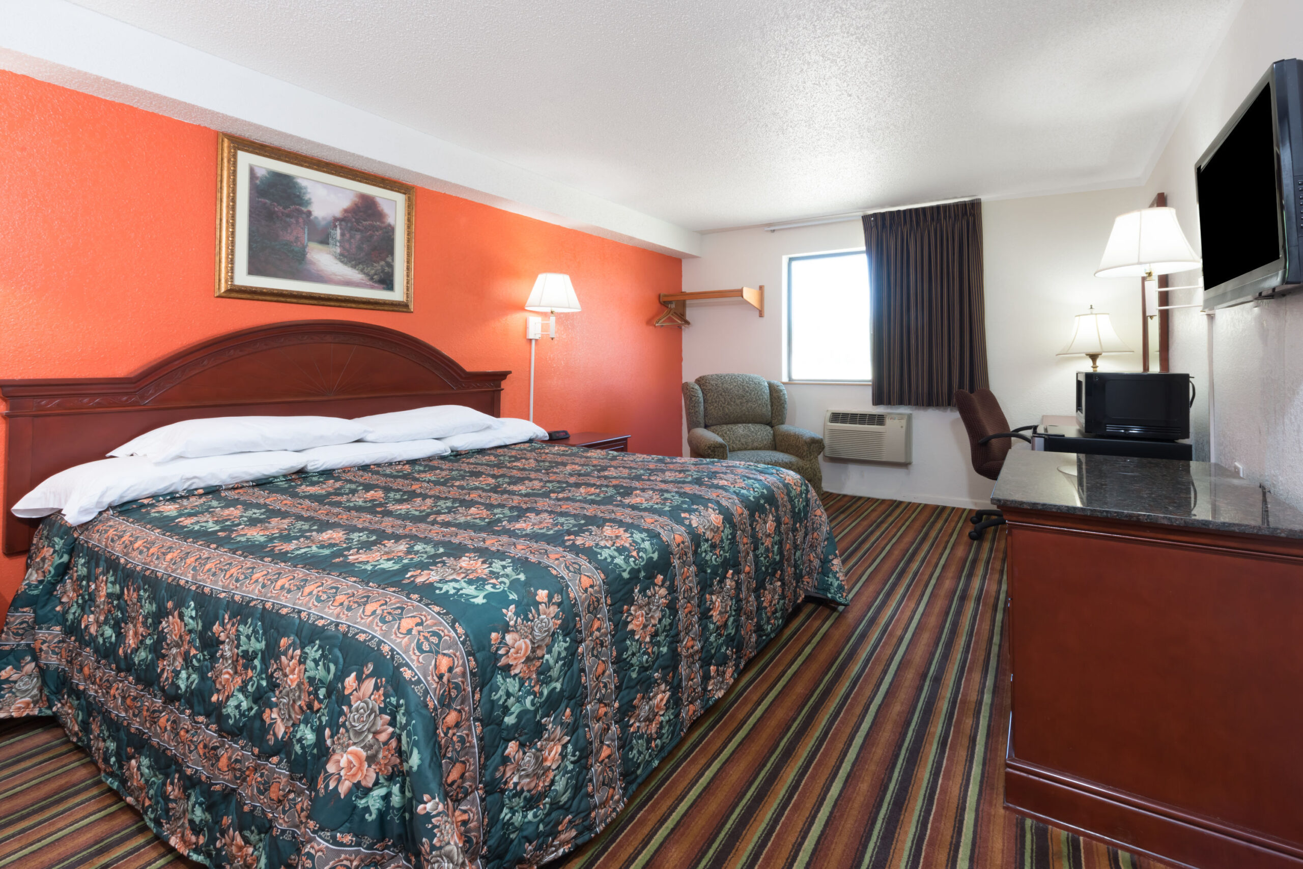 Hotel room with a double bed.