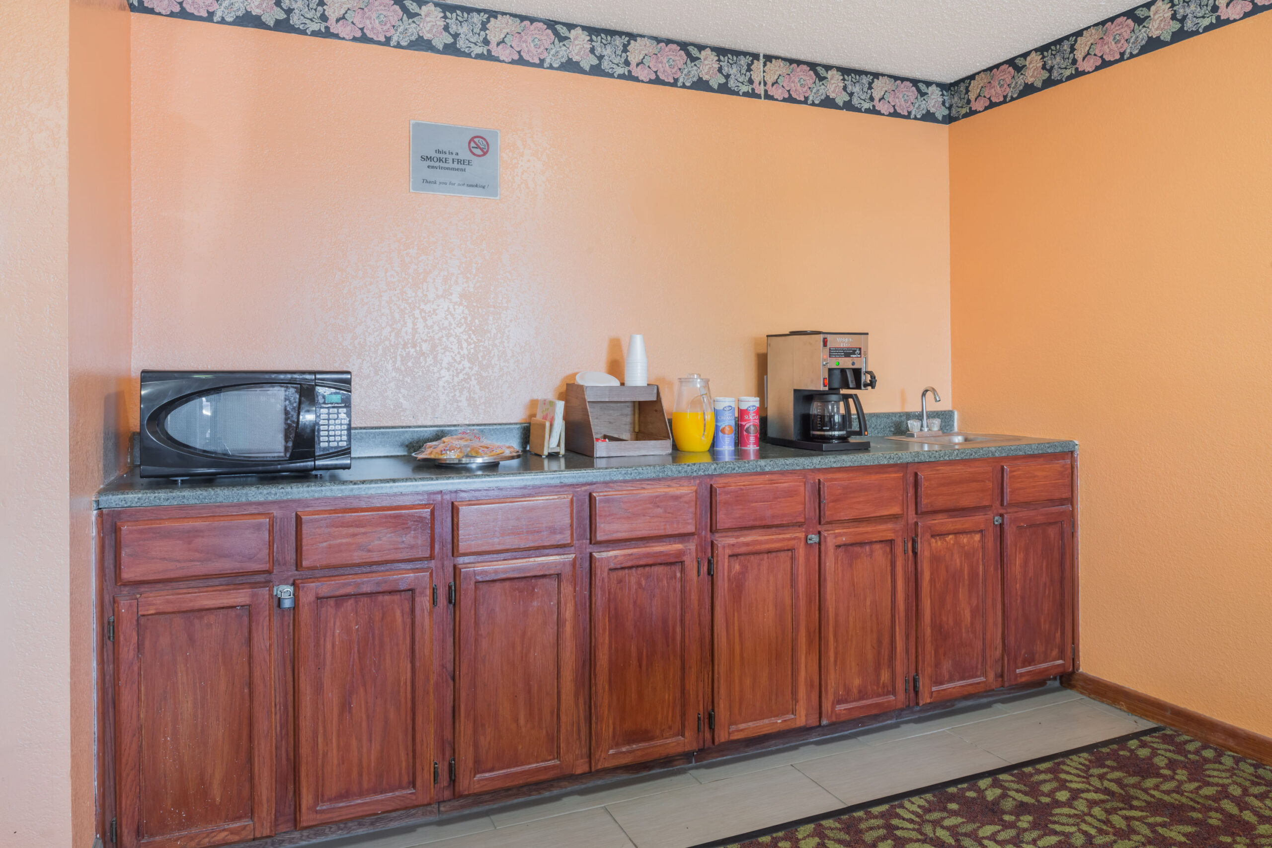 Hotel dining amenity area.