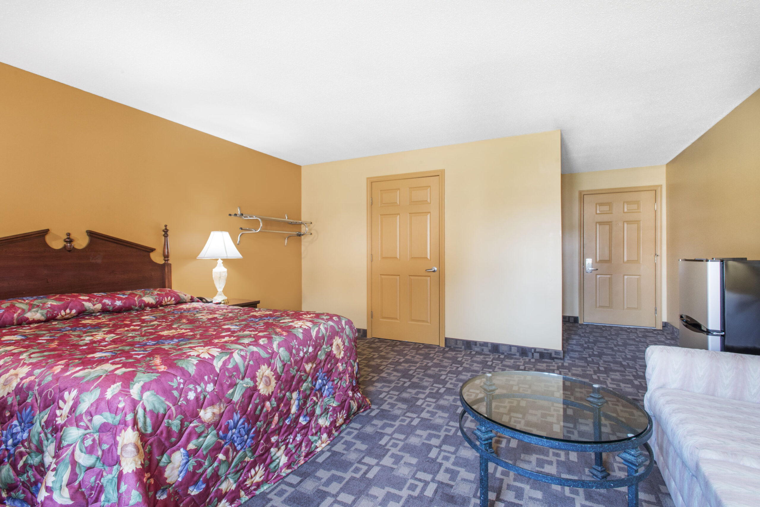 Hotel room with a double bed.