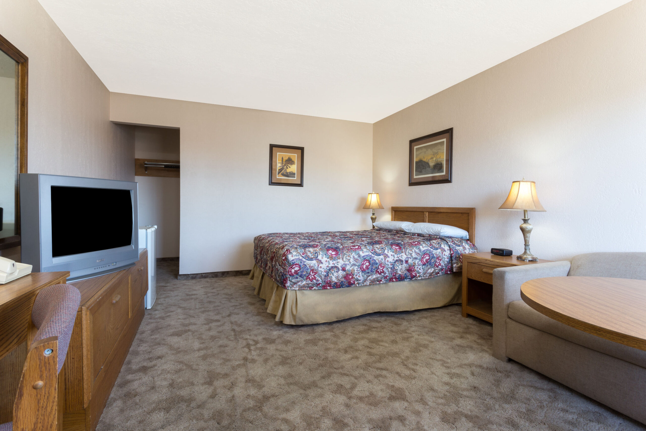Hotel room with a double bed.