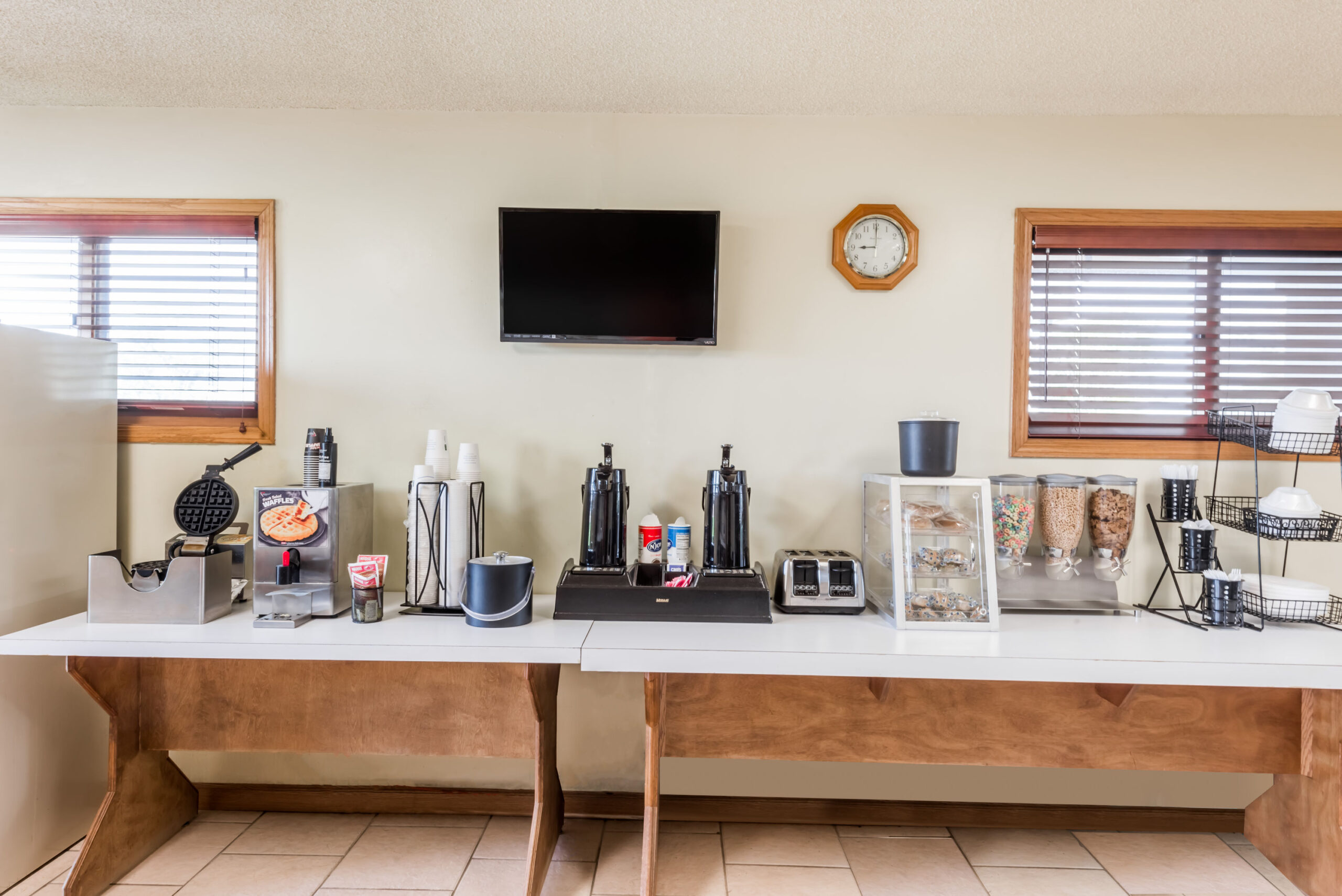 Hotel dining amenity area.