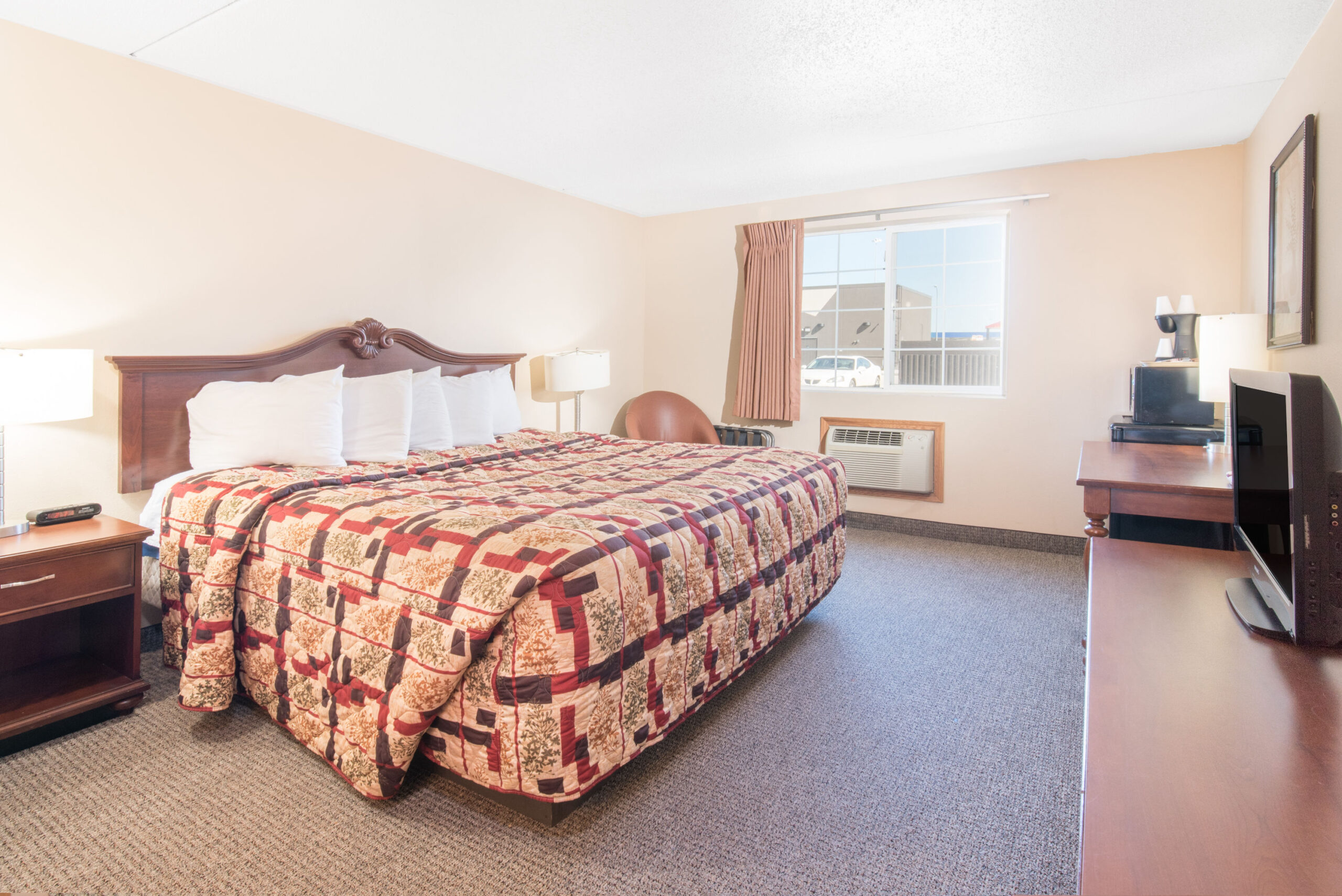 Hotel room with a double bed.